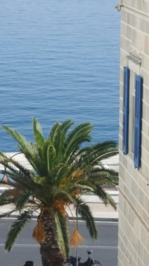 Atlantis Hotel Ermoupoli Exterior photo