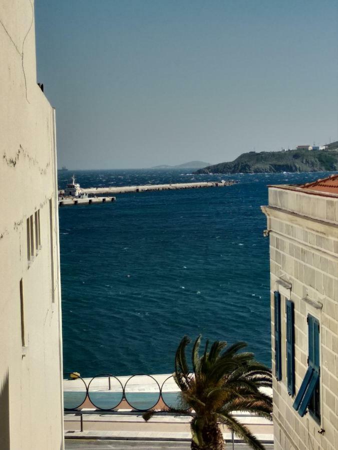 Atlantis Hotel Ermoupoli Exterior photo