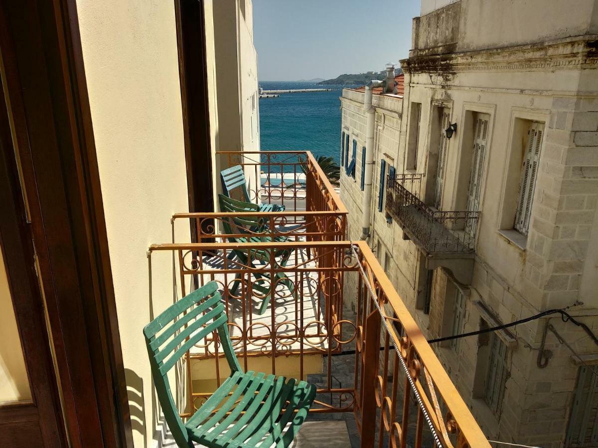 Atlantis Hotel Ermoupoli Exterior photo