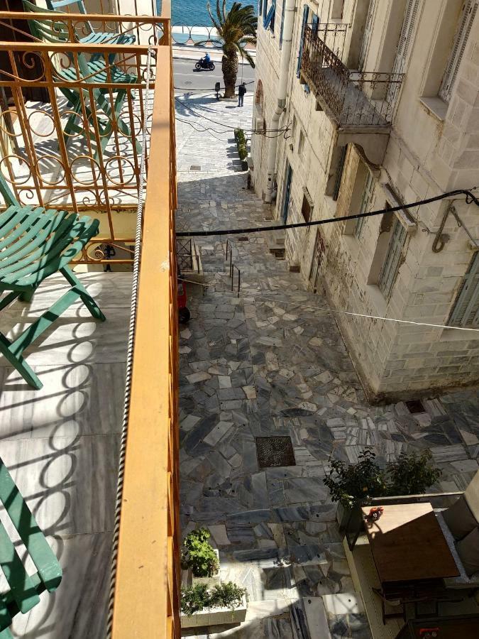 Atlantis Hotel Ermoupoli Exterior photo